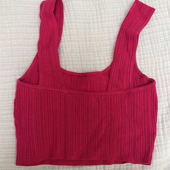 NWOT H&M Ribbed Tank Top - Picture 2 of 4